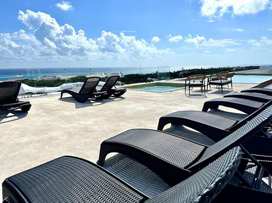 2br Modern - Rooftop Pool With Stunning Views